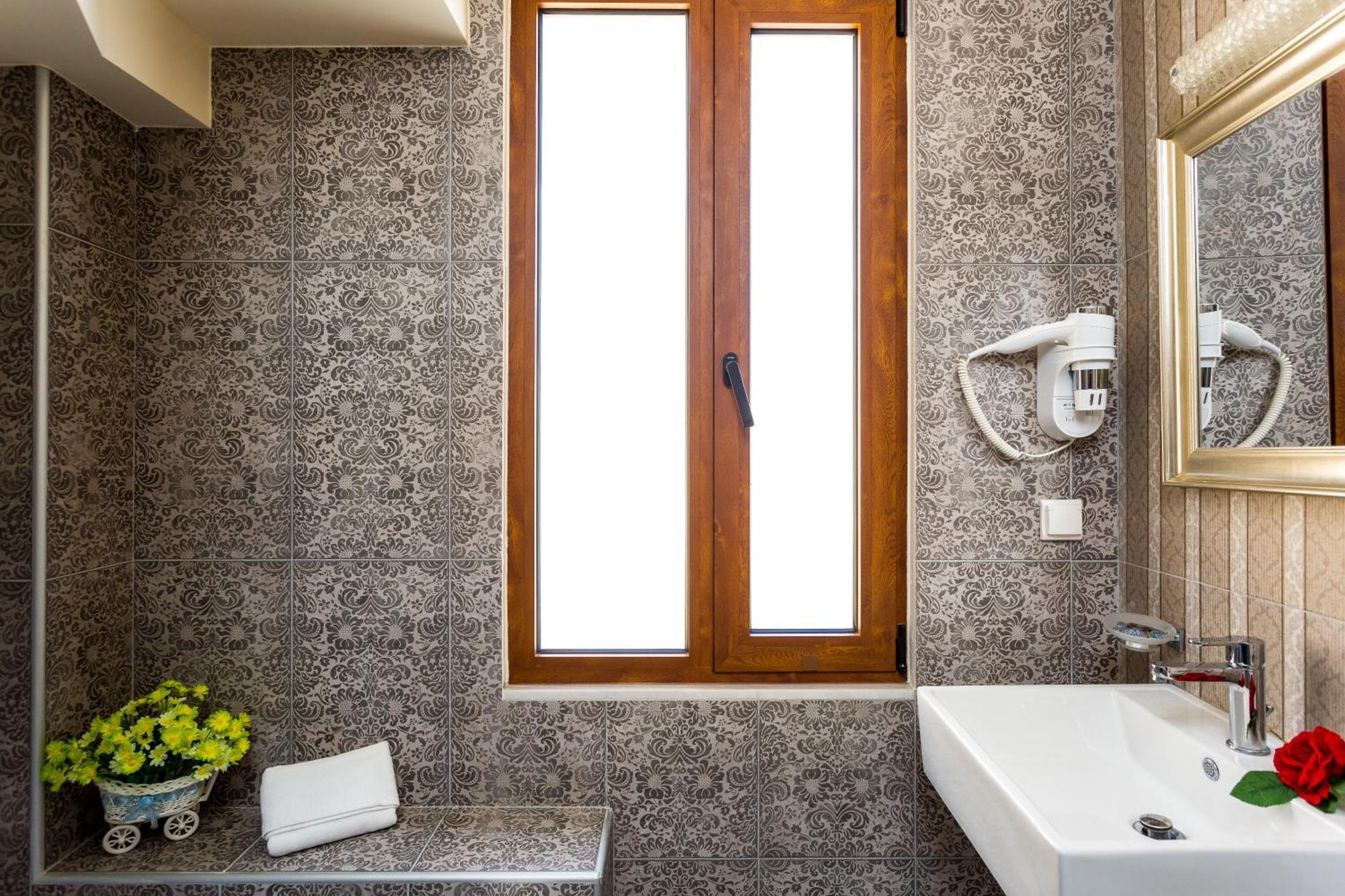 Polyxenia Suites Rethymno Exteriér fotografie