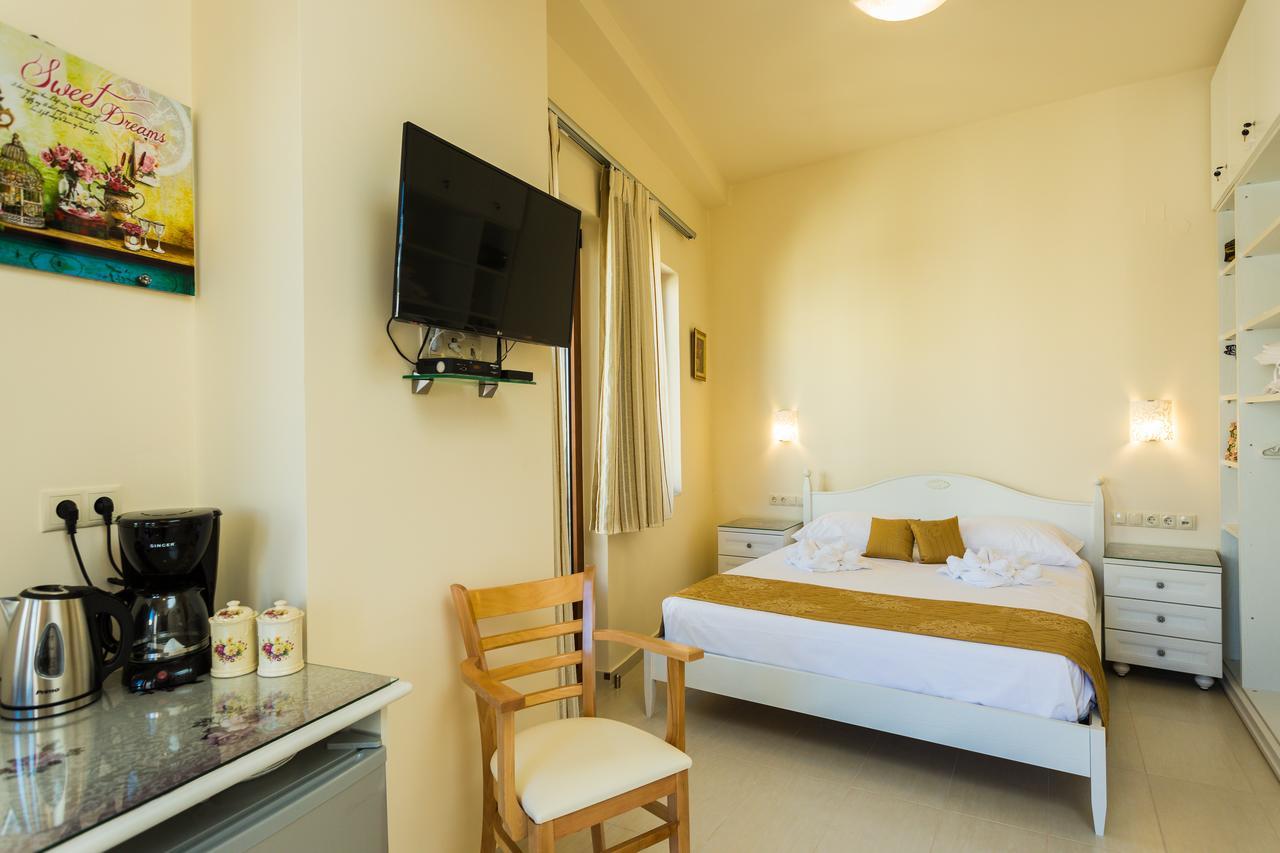 Polyxenia Suites Rethymno Exteriér fotografie